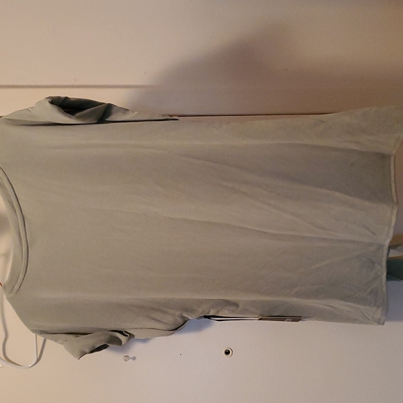 T-shirt - Picture 3 of 4